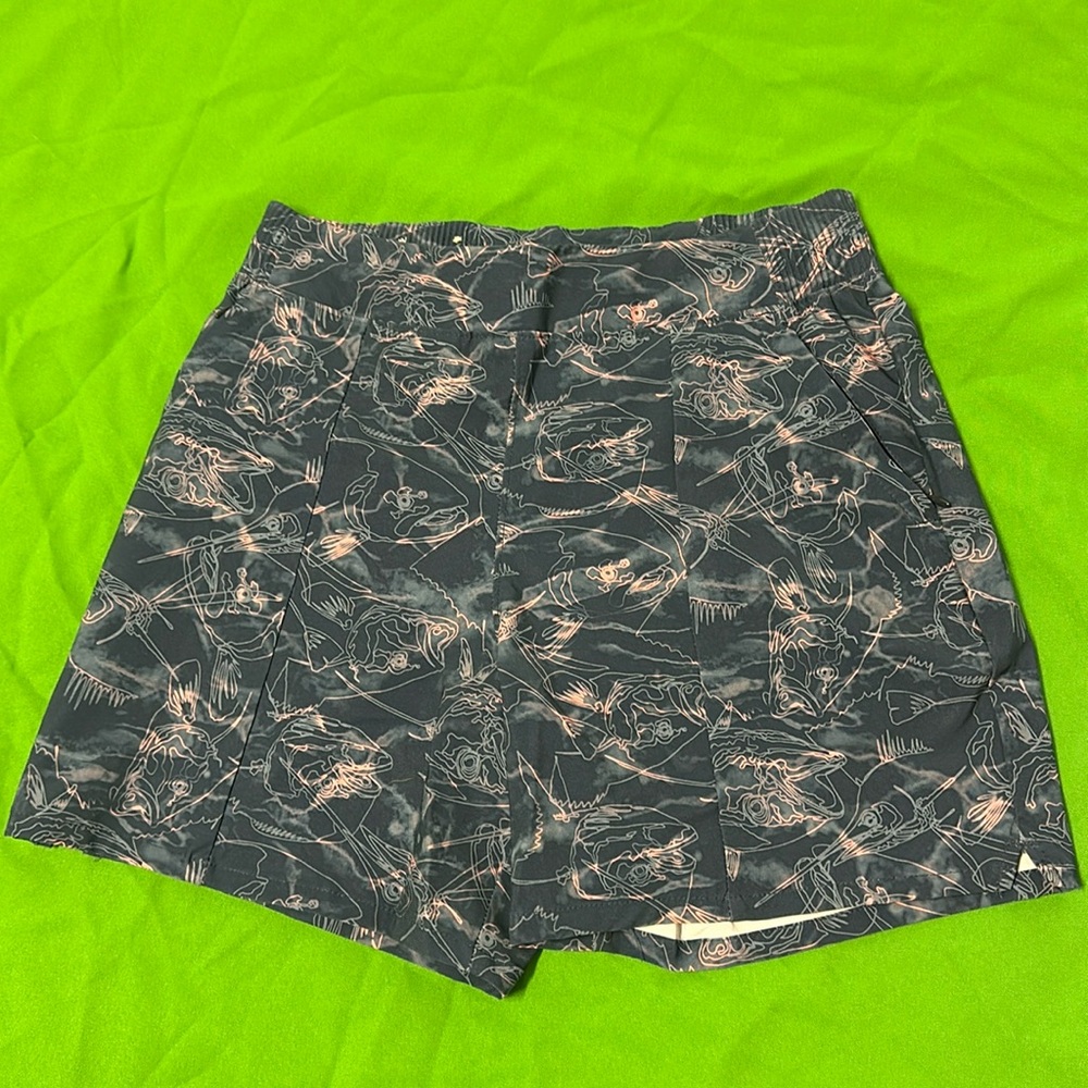 Xs Columbia Fish Shorts